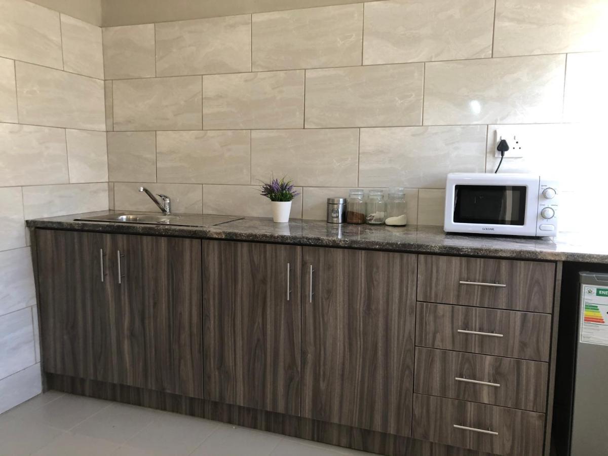 The Lavender Guesthouse Kroonstad Εξωτερικό φωτογραφία