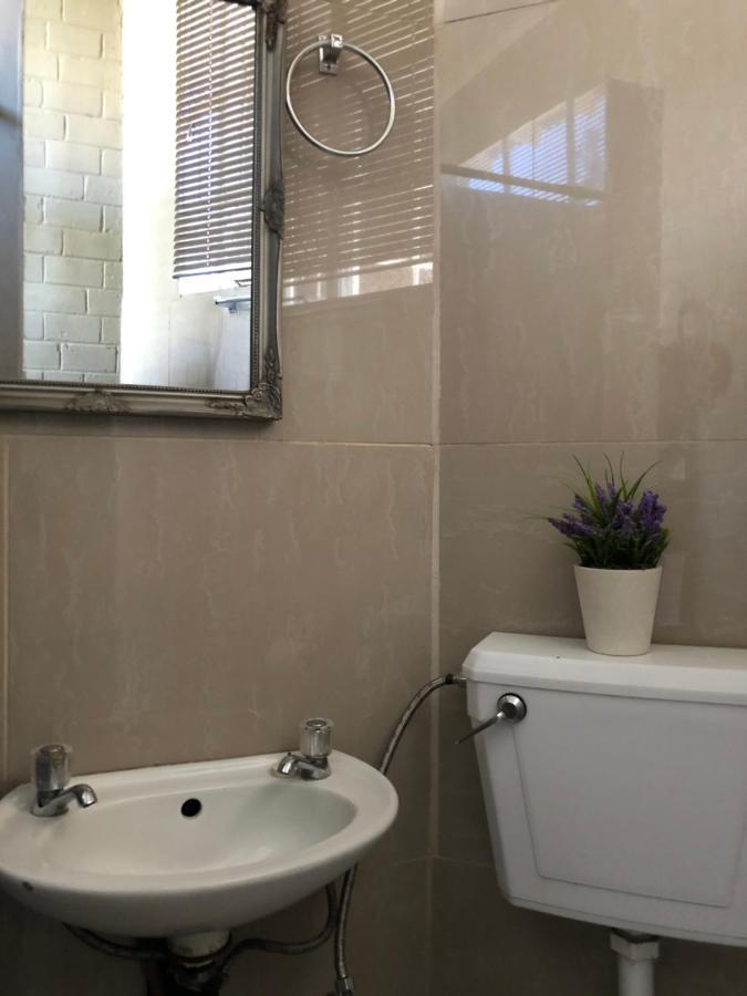 The Lavender Guesthouse Kroonstad Εξωτερικό φωτογραφία